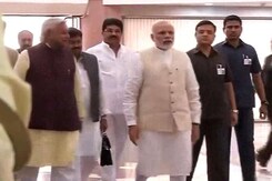Shiv Sena Boycotts NDA Meeting on Land Acquisition Bill Shiv Sena Boycotts NDA Meeting on Land Acquisition Bill