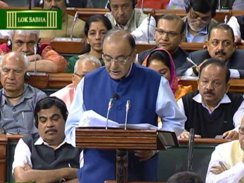 Video : Budget 2015: PF Contribution to Be Made Optional, Says Arun Jaitley
