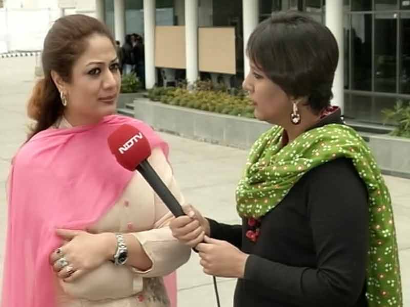 Saffron Meets Green in Jammu and Kashmir; 'Colours of Peace,' Says BJP'S Hina Shafi