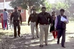 सोनीपत : गैंगरेप पीड़िता ने की खुदकुशी की कोशिश सोनीपत : गैंगरेप पीड़िता ने की खुदकुशी की कोशिश