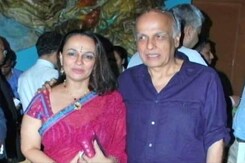 Mahesh Bhatt, Soni Razdan on <i>Nach Baliye 7</i> Mahesh Bhatt, Soni Razdan on <i>Nach Baliye 7</i>