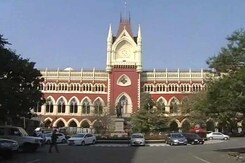 Calcutta High Court Wears Deserted Look on Holi, As Lawyers Opt For Extended Weekend Calcutta High Court Wears Deserted Look on Holi, As Lawyers Opt For Extended Weekend