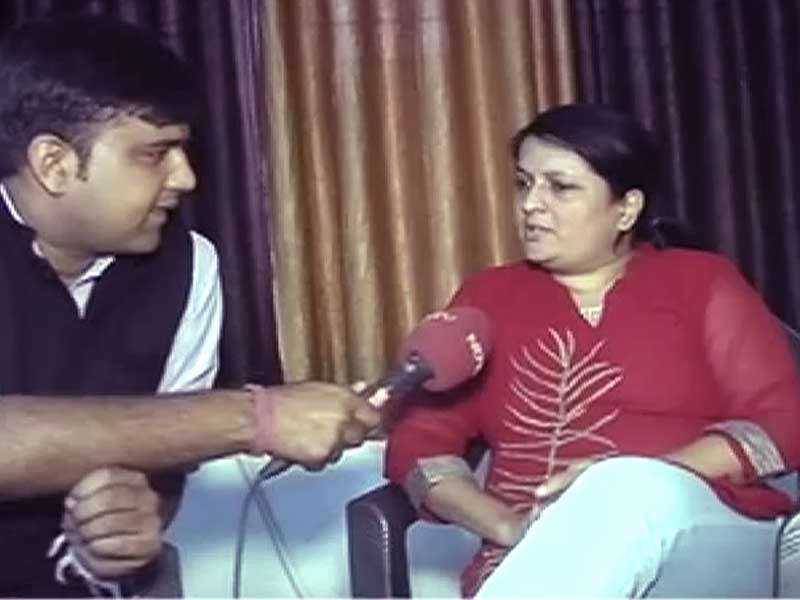 केजरीवाल के पक्ष में सामने आईं दमानिया