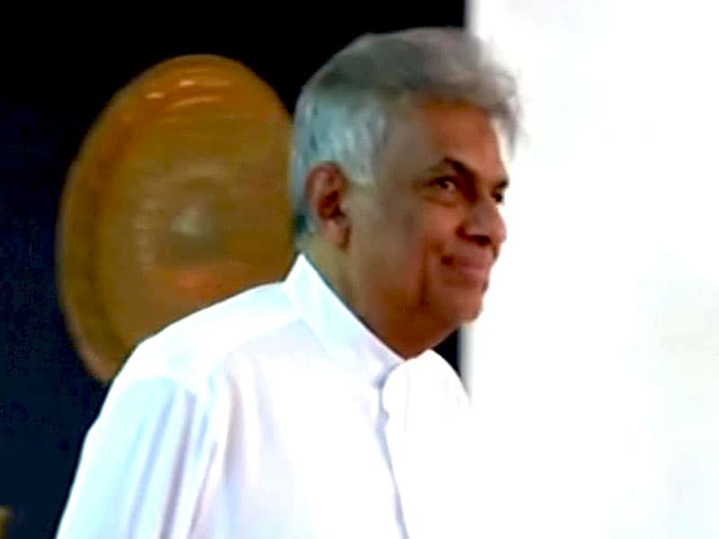 Videos : इंडिया 9 बजे : श्रीलंका के पीएम के तीखे बोल