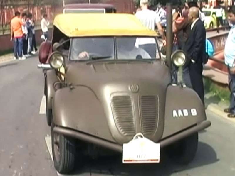 दिल्ली में निकली विंटेज कार रैली