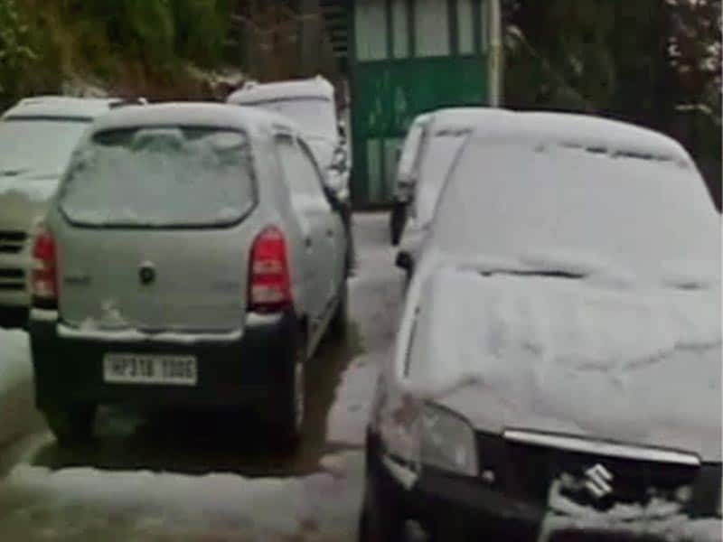 Videos : शिमला में हुई जमकर बर्फबारी