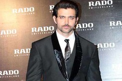 Hrithik Roshan to do an Aamir Khan for <i>Mohenjo Daro</i> Hrithik Roshan to do an Aamir Khan for <i>Mohenjo Daro</i>
