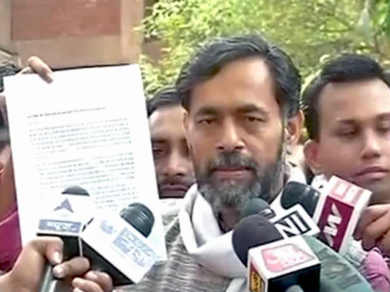 इंडिया 7 बजे : 'आप' में सब कुछ खुल्लम-खुल्ला