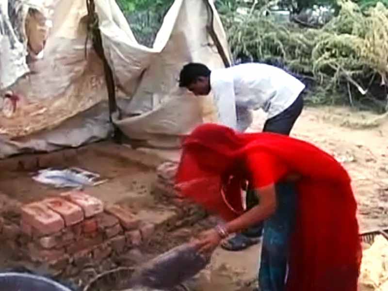 Videos : बनेगा स्‍वच्‍छ इंडिया : मध्‍य प्रदेश के सिहोर जिले में कैसी है शौचालयों की स्थिति