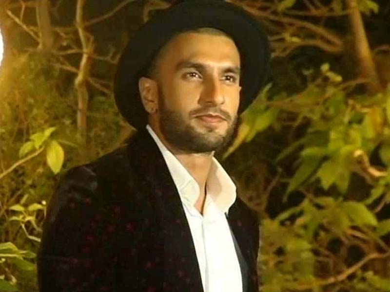 Ranveer Singh Injured on the Sets of <i>Bajirao Mastani</i>