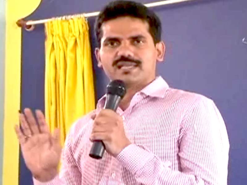 सोनिया गांधी ने कर्नाटक सरकार से कहा, रवि की मौत की जांच सीबीआई को दे