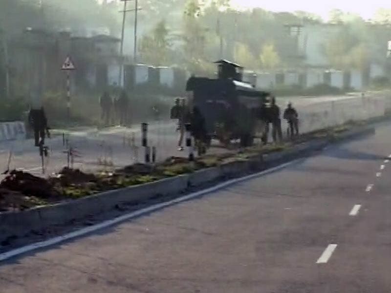 Videos : सांबा में सेना के कैंप पर आतंकी हमला