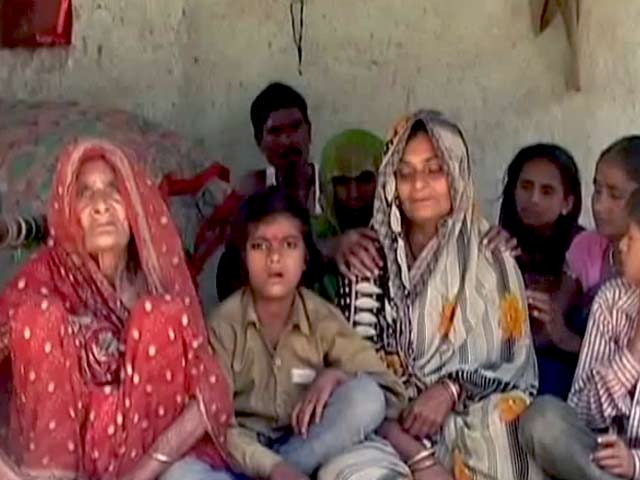 बेमौसम बारिश और ओलों ने ली आलू किसान की जान