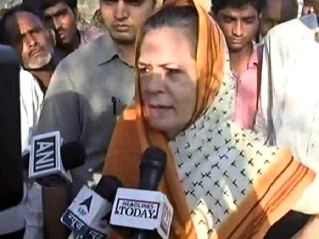 'Rahul Will be Back Soon, I'm Here on His Behalf,' Says Sonia Gandhi in Amethi