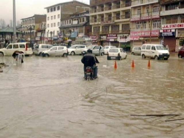 Heavy Rain in Kashmir Valley, Parts of Srinagar Waterlogged