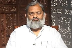 खेमका ईमानदार अफसर, मैं उनके साथ : अनिल विज खेमका ईमानदार अफसर, मैं उनके साथ : अनिल विज