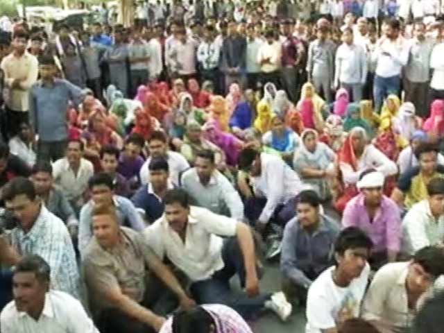 Video : Protests Over 5-Year-Old's Rape Block Major Intersection Near Delhi