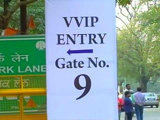 'In 50 Days AAP Has Become a Party of VIPs', Tweets Congress' Ajay Maken