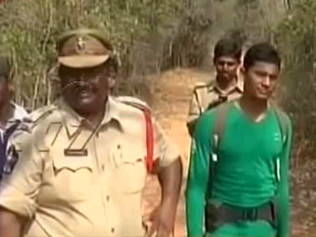 आंध्र प्रदेश में पुलिस के साथ मुठभेड़ में 20 चंदन तस्कर ढेर