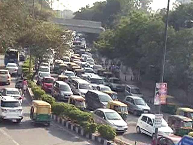 Videos : दिल्ली में 10 साल पुरानी डीज़ल गाड़ियों पर लगी रोक