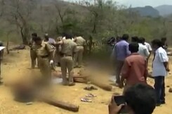 इंडिया 7 बजे : किसे मार गिराया, चंदन तस्कर या बेगुनाह मज़दूरों को? इंडिया 7 बजे : किसे मार गिराया, चंदन तस्कर या बेगुनाह मज़दूरों को?