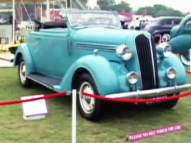 जयपुर में लगा विंटेज गाड़ियों का मेला