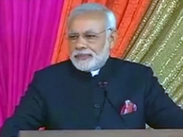 पीएम मोदी कनाडा यात्रा के आखिरी दिन गुरुद्वारे और मंदिर पहुंचे