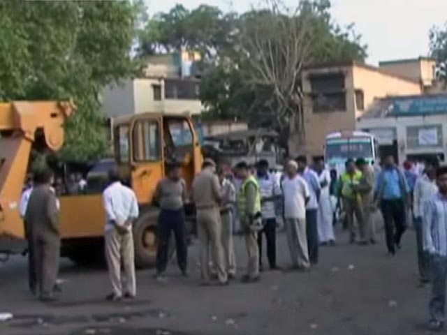 Videos : स्पीड न्यूज : शौचालय का टैंक धंसने से दो की मौत