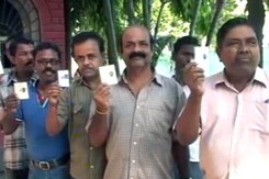 Kolkata Municipal Polls End, Opposition Alleges Rigging by Trinamool Congress Kolkata Municipal Polls End, Opposition Alleges Rigging by Trinamool Congress
