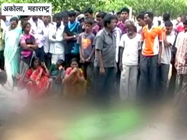 अकोला में किसान ने पत्नी और बच्चों के साथ की आत्महत्या