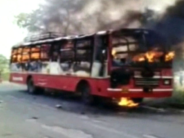 अमेठी : बस में आग लगने से 9 लोगों की मौत