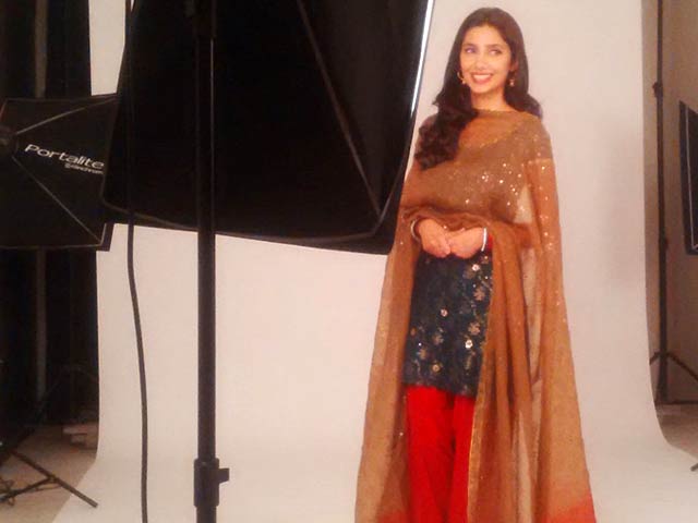 Mahira Khan to Start Shooting For <i>Raees</i> Soon