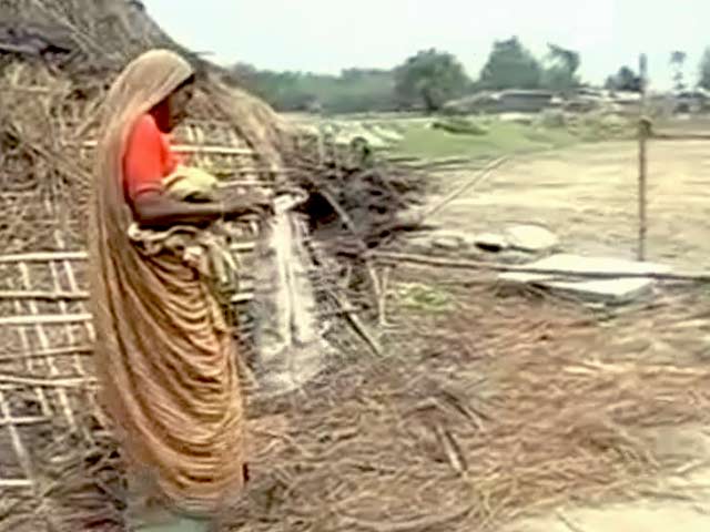 बिहार : तूफान से मरने वालों की संख्या 48 हुई बिहार : तूफान से मरने वालों की संख्या 48 हुई