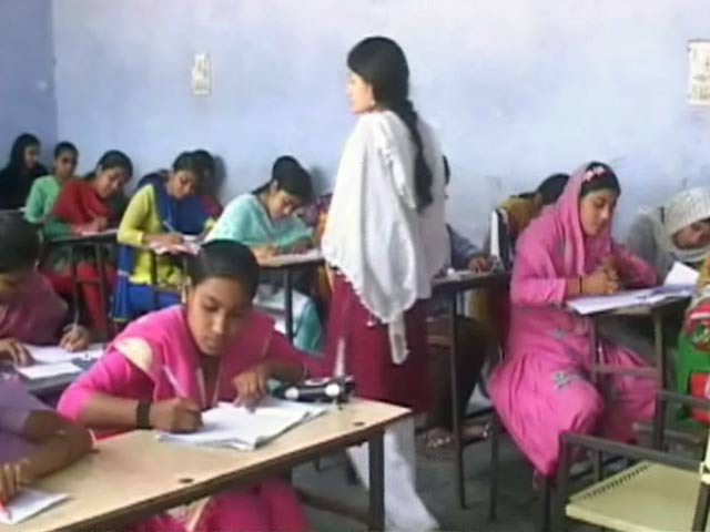 यूपी में मज़ाक बनी मदरसा बोर्ड की परीक्षा