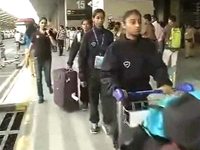 Video : Nepal Earthquake: Under-14 Girls' Football Team Reaches Delhi