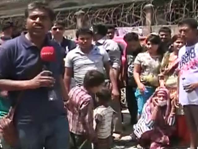 ग्राउंड रिपोर्ट : भूकंप प्रभावित नेपाल में डर के साये में लोग