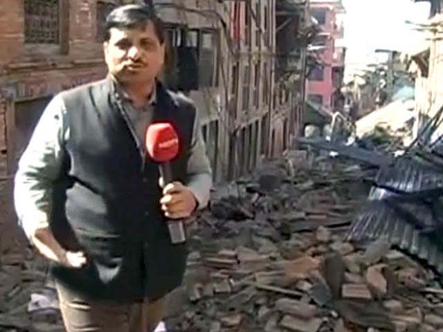 Videos : भूकंप से तबाही : भक्तपुर से तबाही की तस्वीरें