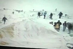 First Came The Sound. Then The Avalanche Struck The Everest Base Camp, Recounts NDTV Team First Came The Sound. Then The Avalanche Struck The Everest Base Camp, Recounts NDTV Team