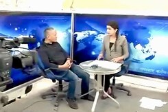 नेपाल में टेंट से चल रहा है यह न्यूज़ चैनल नेपाल में टेंट से चल रहा है यह न्यूज़ चैनल