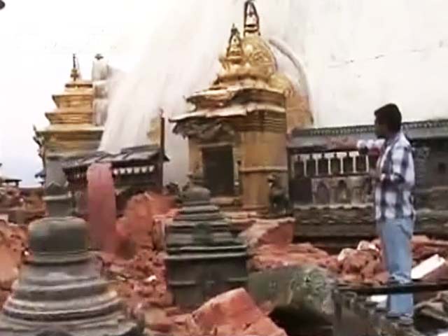Videos : स्वयंभूनाथ बौद्ध स्तूप को भी भूकंप से नुकसान