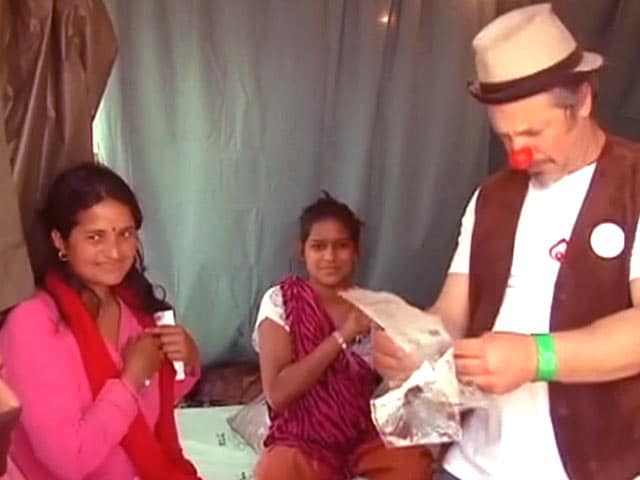 Video : In Earthquake-Hit Nepal, Healing Victims Through Humour