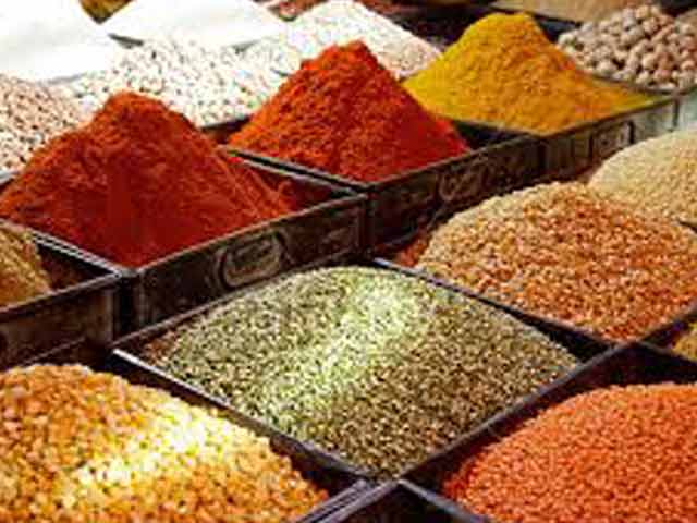 दाल पर दिखने लगी बेमौसम बारिश की मार