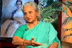Waheeda Rehman's Moment With Guru Dutt That Censors Found Too Hot to Handle Waheeda Rehman's Moment With Guru Dutt That Censors Found Too Hot to Handle