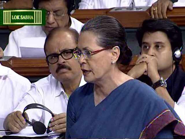 Sonia Gandhi Takes on Government on 'Deplorable' Lapses in RTI Act