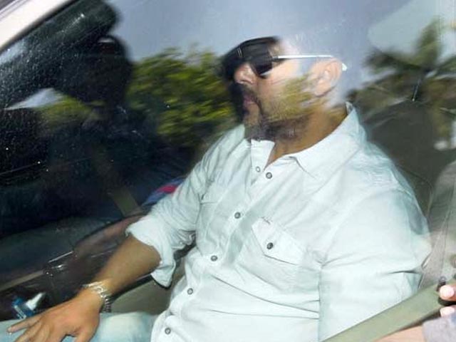 खबरों की खबर : इंसाफ के कटघरे में बॉलीवुड के भाईजान