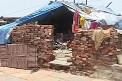 Six Months Since They Were Displaced, Slum Dwellers in Vadodara Still Waiting for Alternate Houses Six Months Since They Were Displaced, Slum Dwellers in Vadodara Still Waiting for Alternate Houses