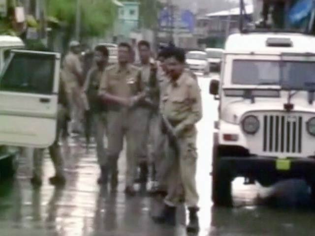 जम्मू-कश्मीर : शोपियां में हुए ग्रेनेड हमले में 7 लोग घायल