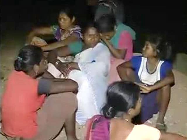 Video : Maoists Kill One Abducted Villager in Dantewada, Rest Released