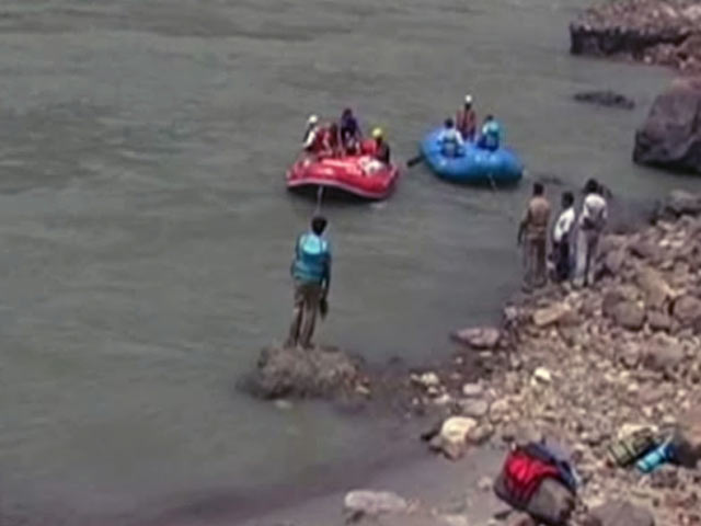 Video : स्पीड न्यूज : यूपी के मंत्री की बेटी की गंगा नदी में डूबकर मौत