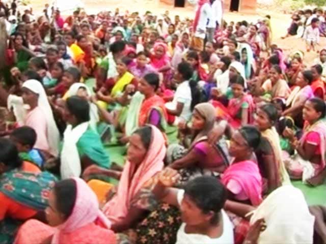 Video : Tribals in Chhattisgarh Protest Against Steel Plant Announced by PM Narendra Modi